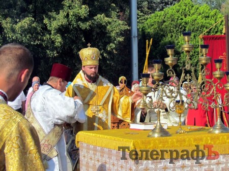 В Кременчуге праздник Успения отметили и верующие УПЦ Киевского патриархата (ФОТО)