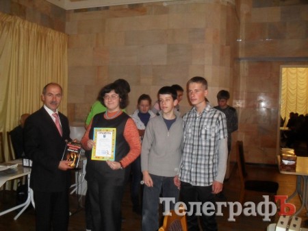 ШАХМАТЫ. Ученики лицея №30 выиграли чемпионат Кременчуга по шахматам среди школ.