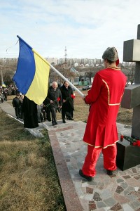 В Кременчуге почтили память жертв Голодомора (ФОТО)