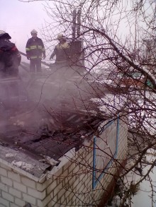 В Кременчуге горел частный дом в переулке Ягодном (ФОТО)