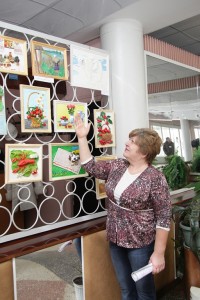 В Кременчуге открылась выставка картин из теста (ФОТО)