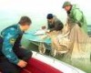 Кременчугская водная милиция поймала возле Каменных Потоков браконьера
