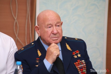 В России аэропорт переименовали в честь летчика-космонавта СССР Алексея Леонова
