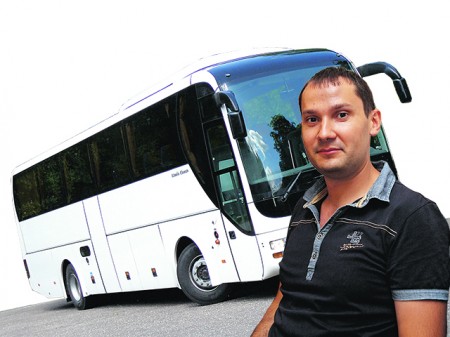 Кременчужане уверяют: в рейс «Ялта-Кременчуг» отправили сломанный автобус