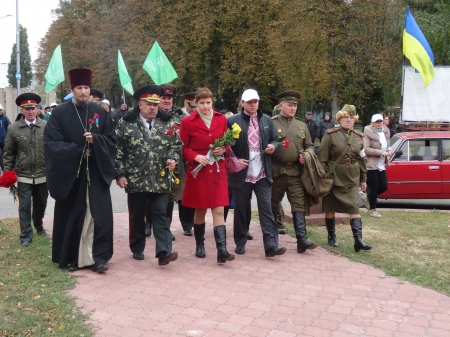 У Кременчуці пам'ять Героїв вшанували автопробігом