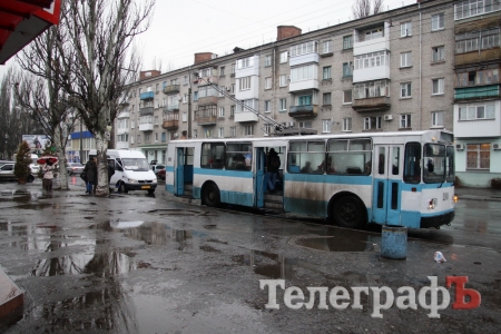 Кременчугские льготники могут успокоиться: бесплатный проезд в городском транспорте сохранили