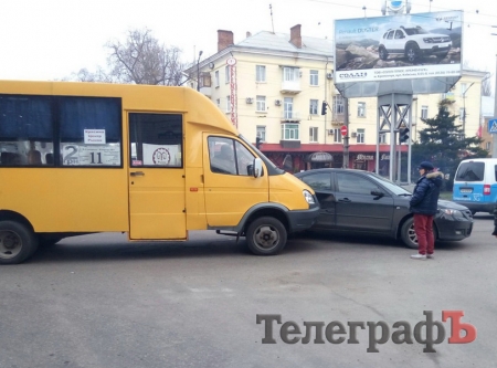 ДТП на водоканале: Mazda + маршрутка