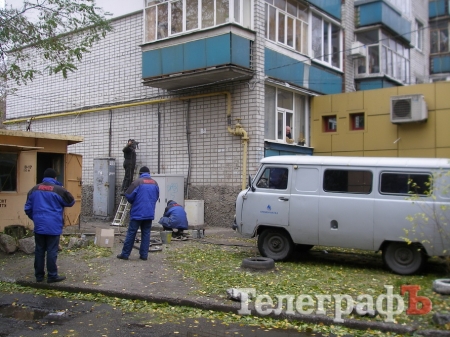 Дом №13 по Победы сдался – там монтируют домовой счетчик газа