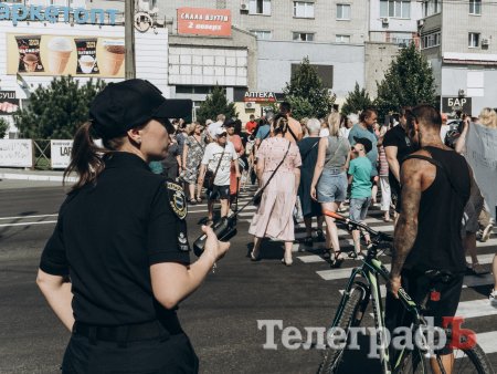 19.07.2024 Кременчужани перекрили проспект Свободи, протестуючи проти довготривалих знеструмлень.